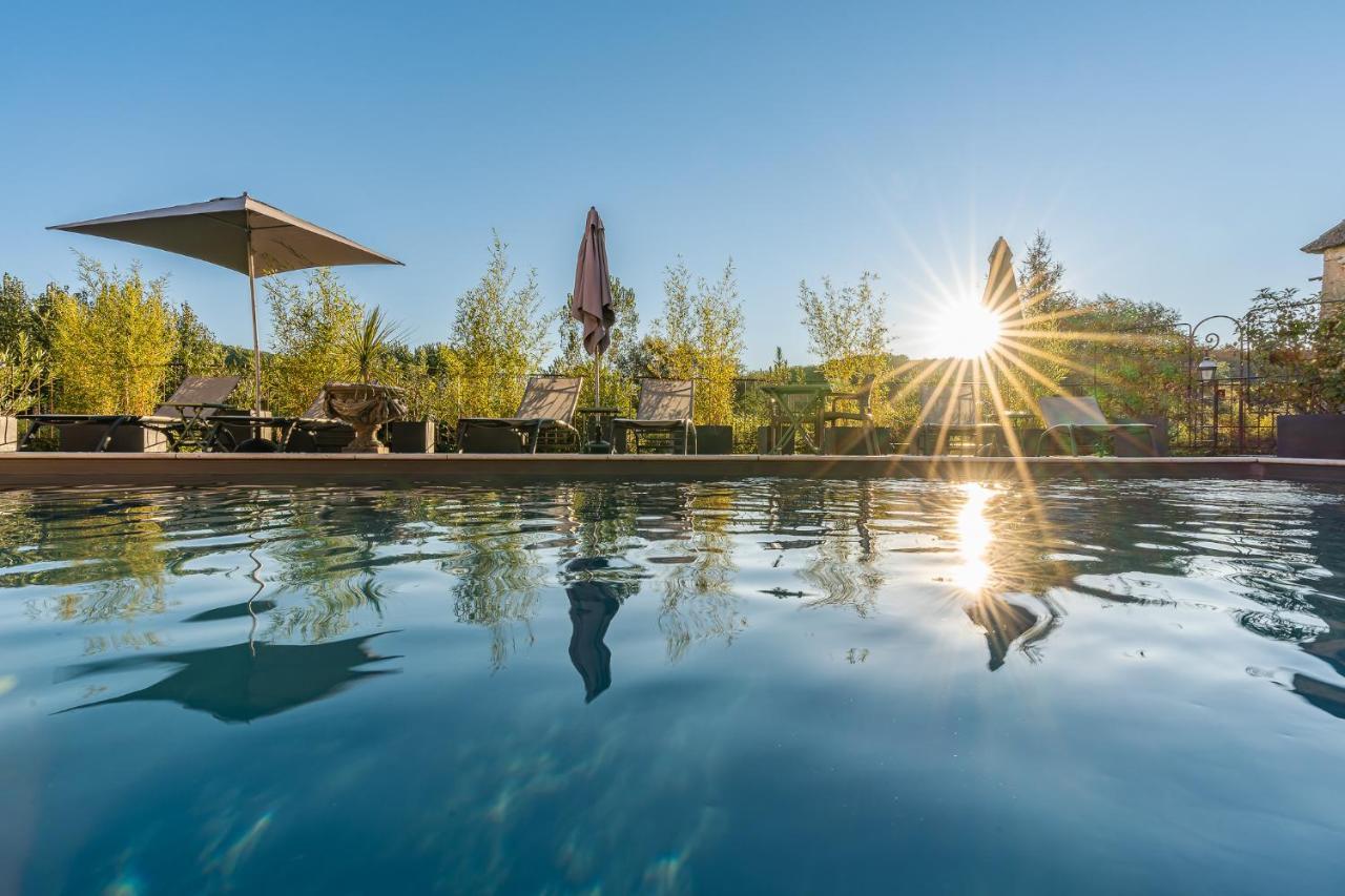 Hostellerie du Passeur - Hôtel&Restaurant - Climatisation et Piscine chauffée Les Eyzies Esterno foto