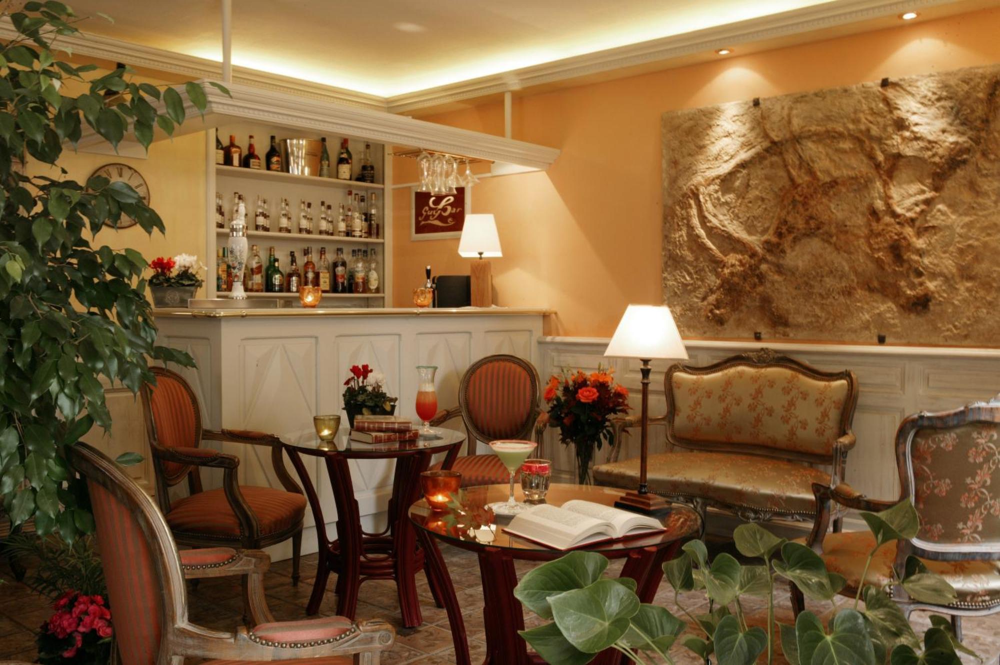 Hostellerie du Passeur - Hôtel&Restaurant - Climatisation et Piscine chauffée Les Eyzies Esterno foto