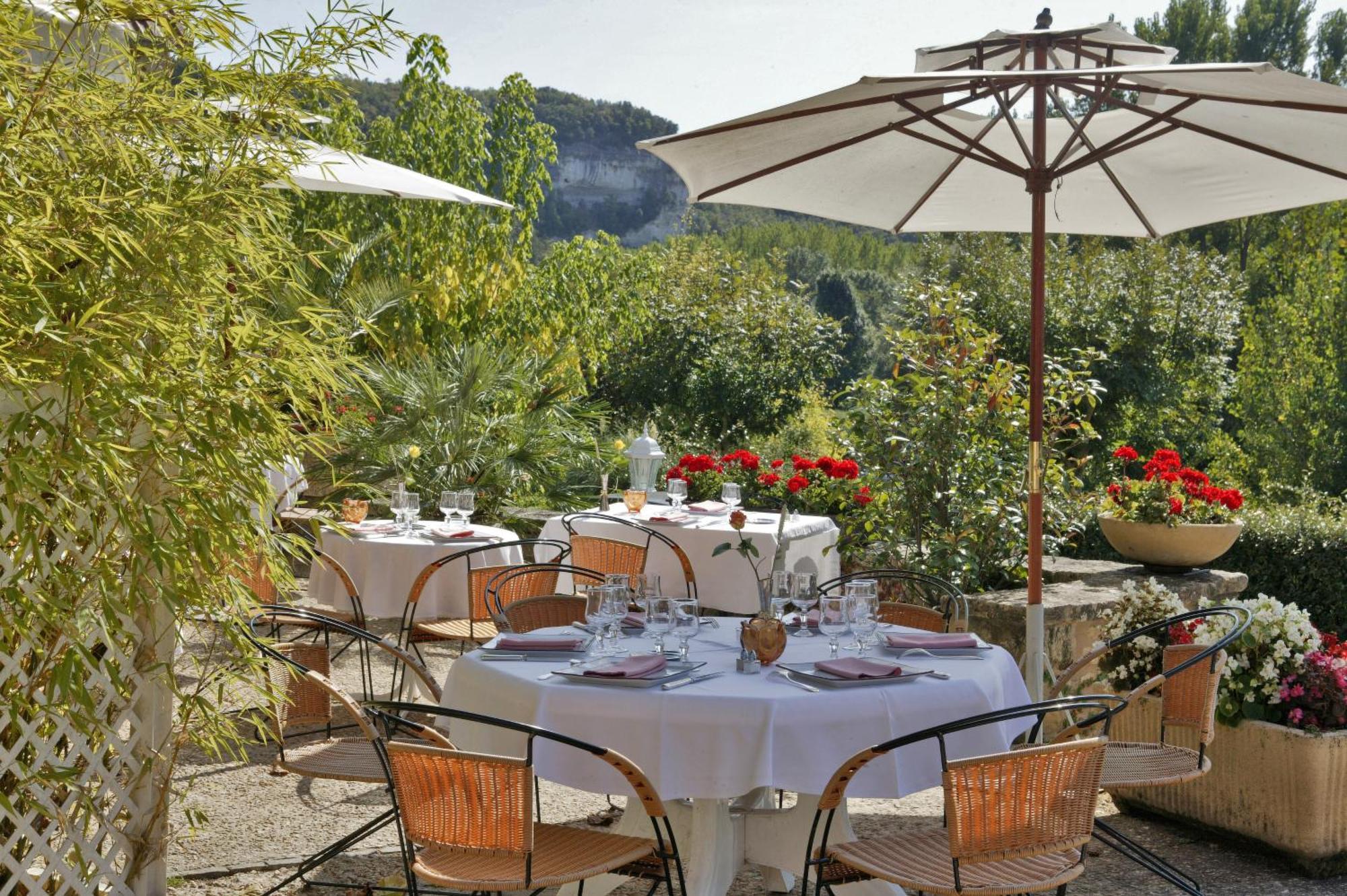 Hostellerie du Passeur - Hôtel&Restaurant - Climatisation et Piscine chauffée Les Eyzies Esterno foto